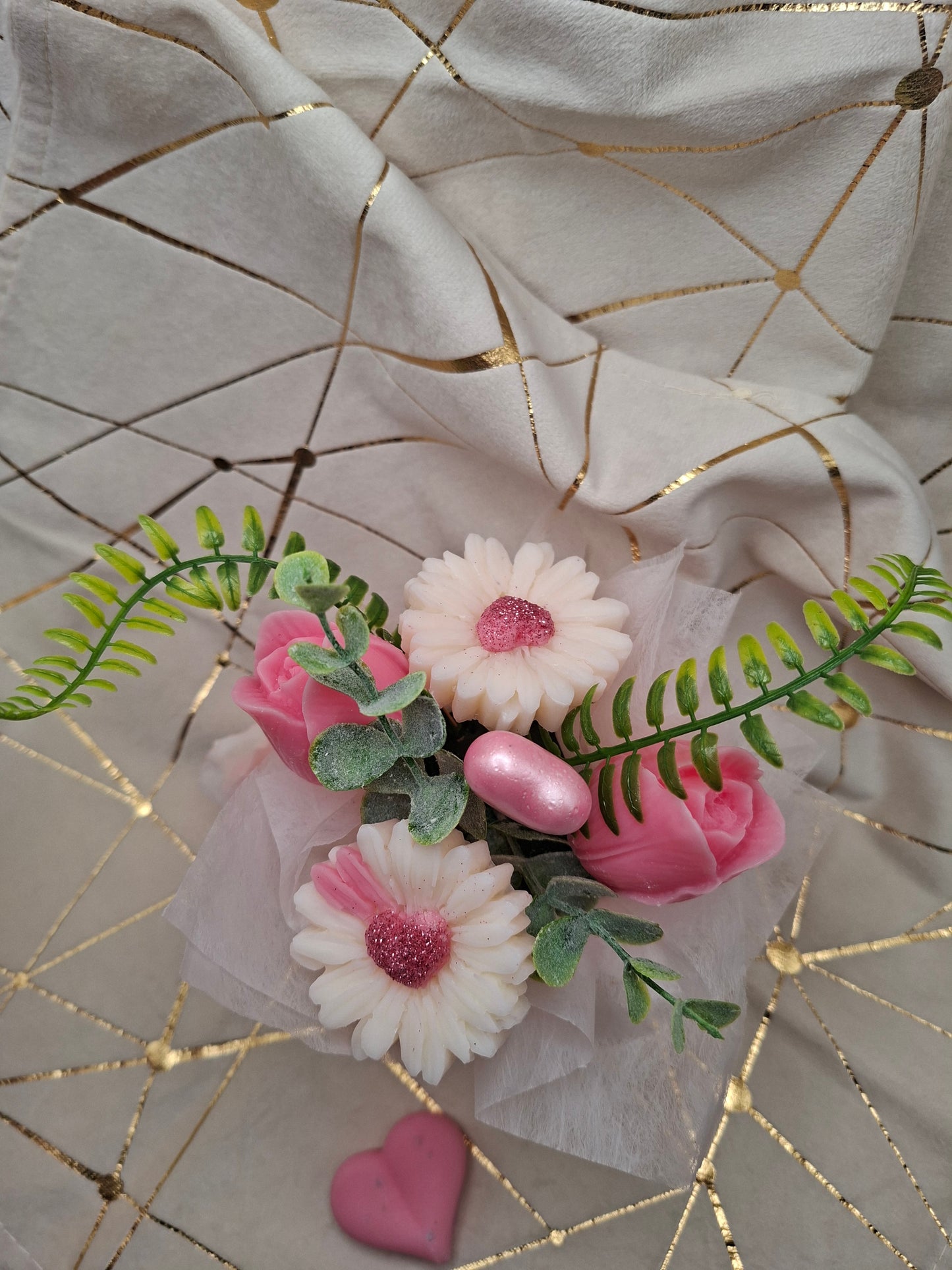 Petit bouquet rouge de fruits