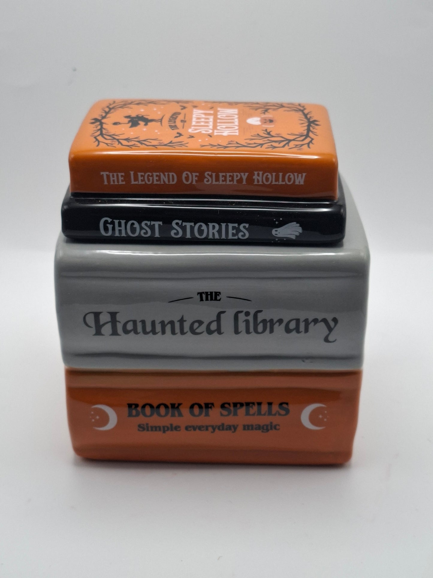 Brûleur livre de bibliothèque hantée