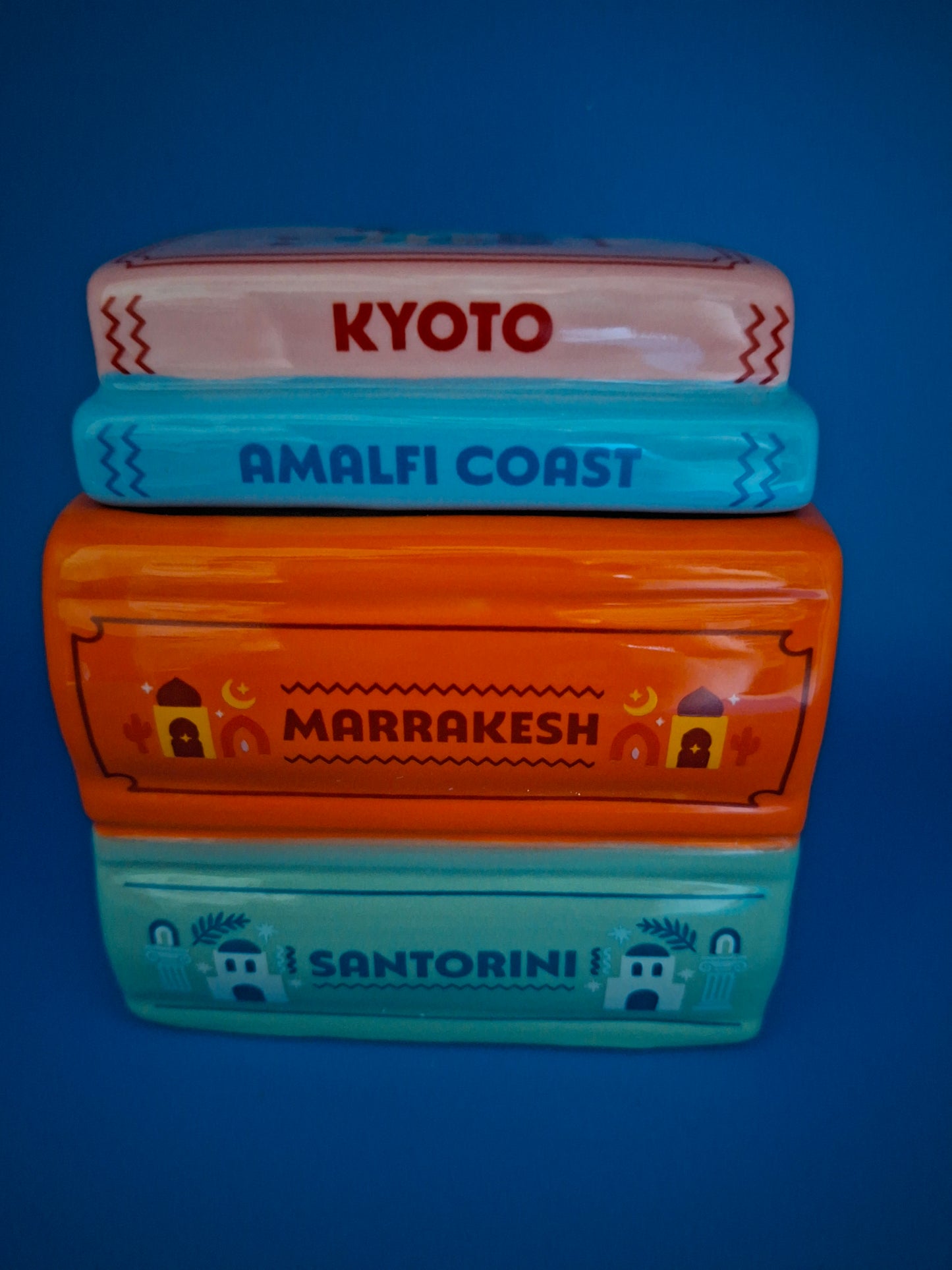 Brûleur pile de livres de voyage