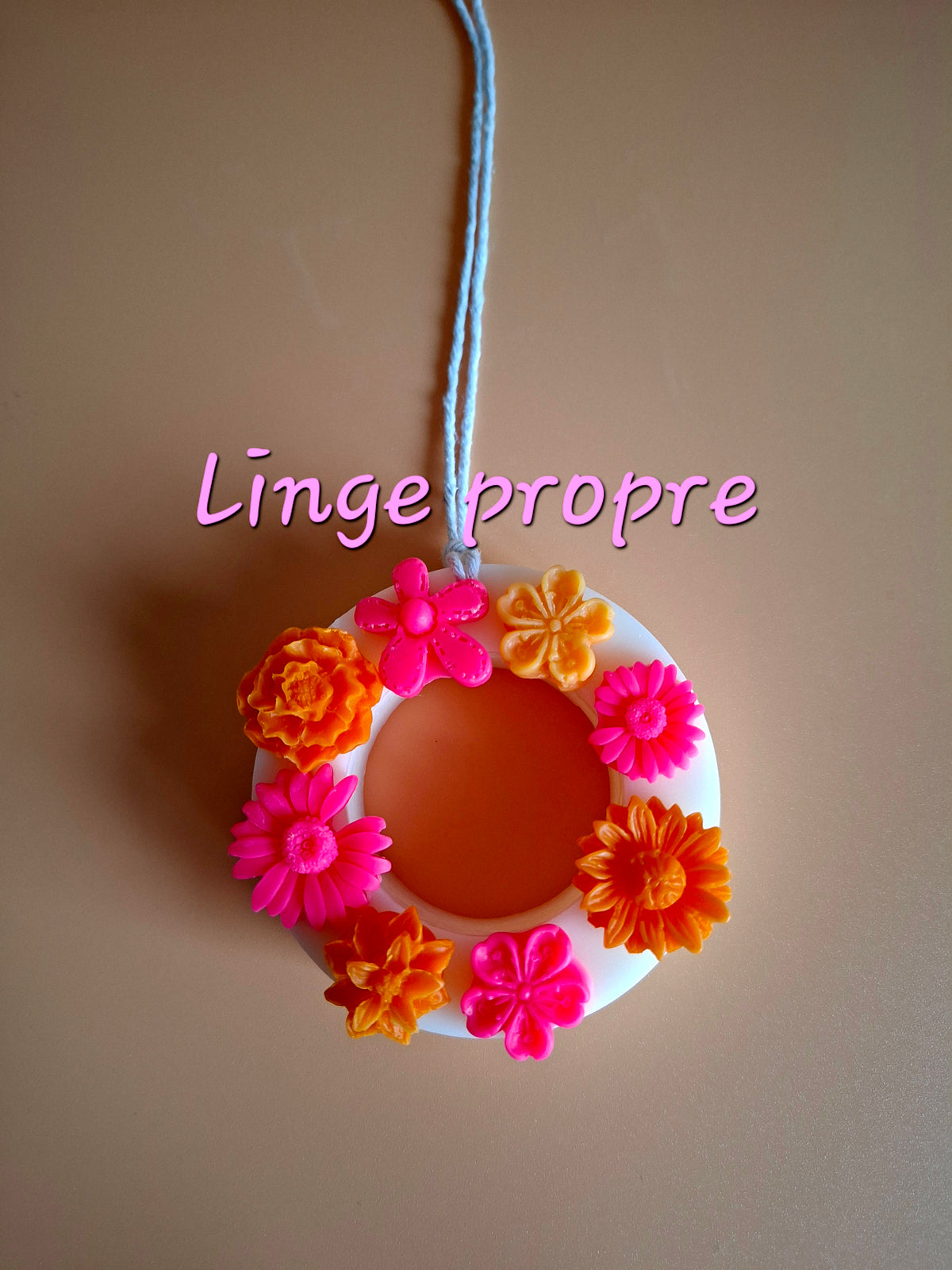 Suspension parfumée fleuri